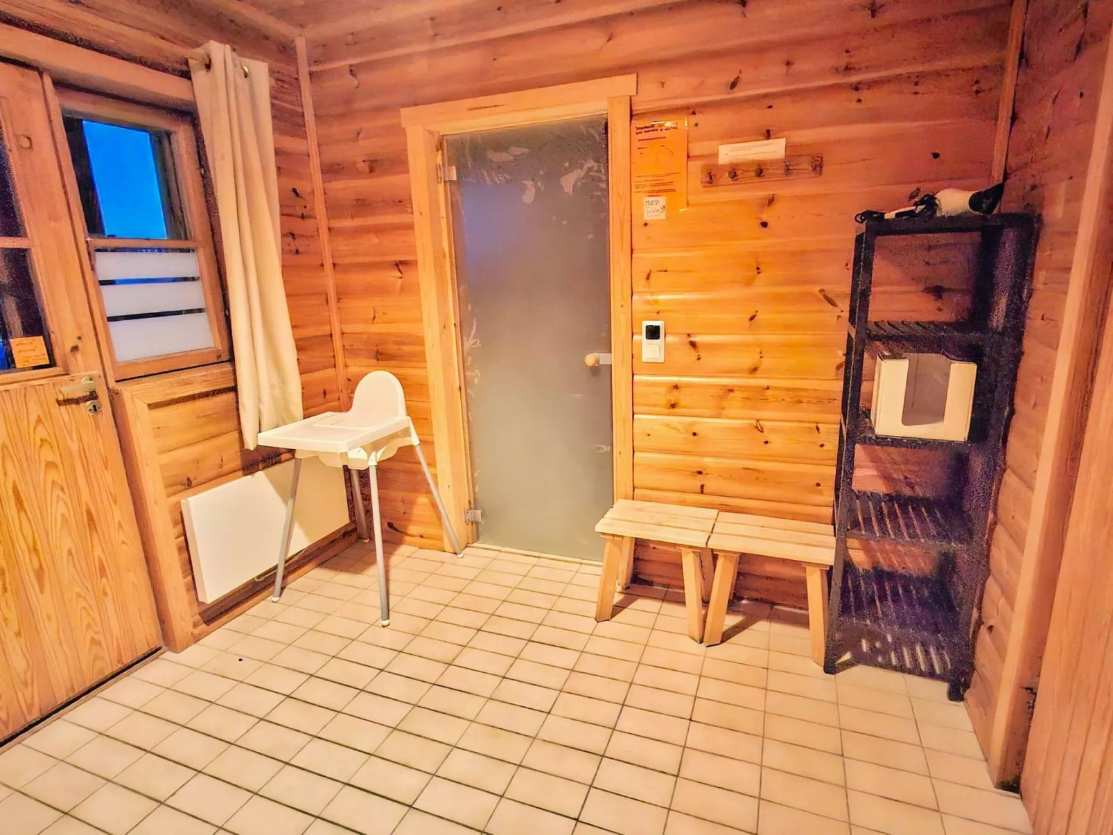 Alppi 7b paritalo-Dedans