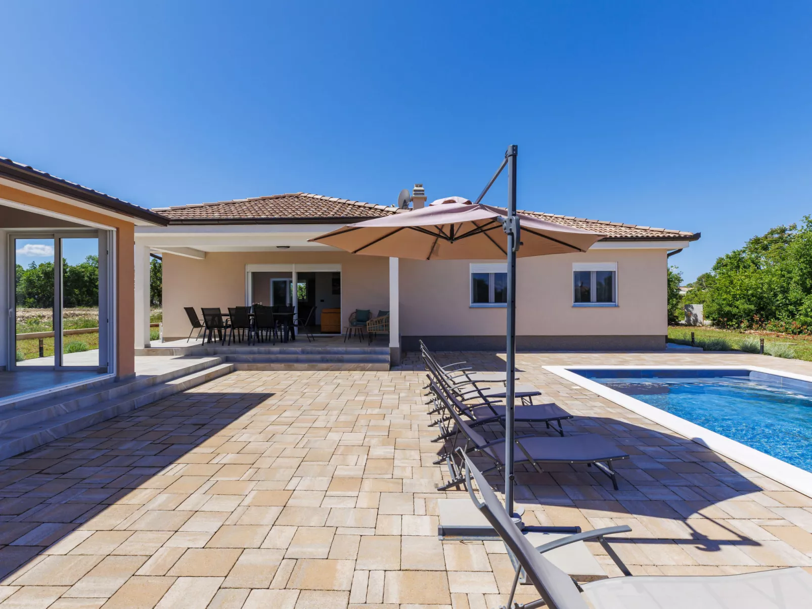Villa Fortuna-Outside
