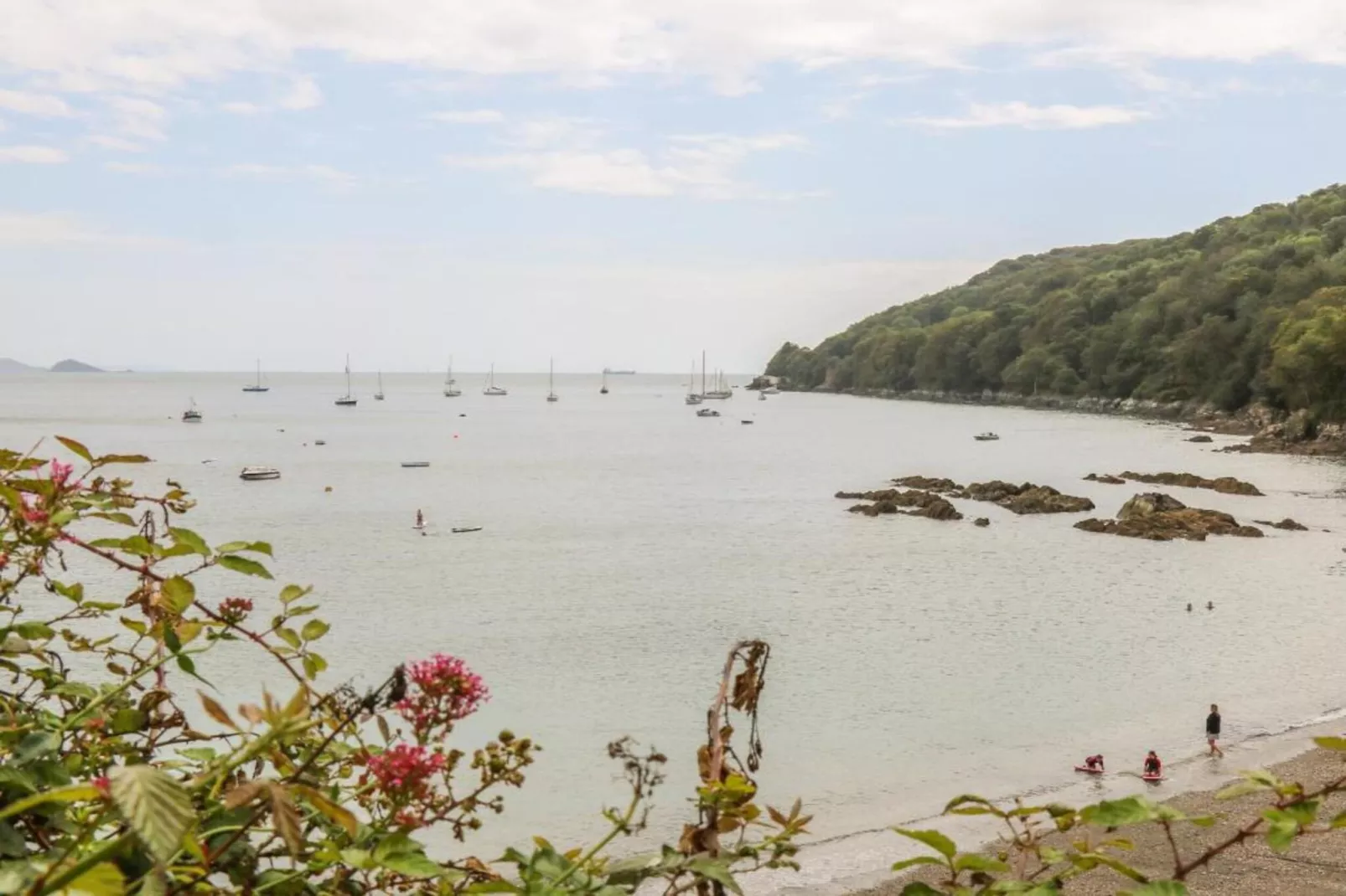April Cottage, Cawsand-Areas within 1km in summer