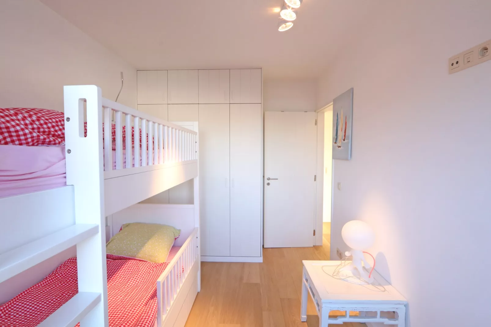 SEAFLOWER 61  STPL-Bedroom