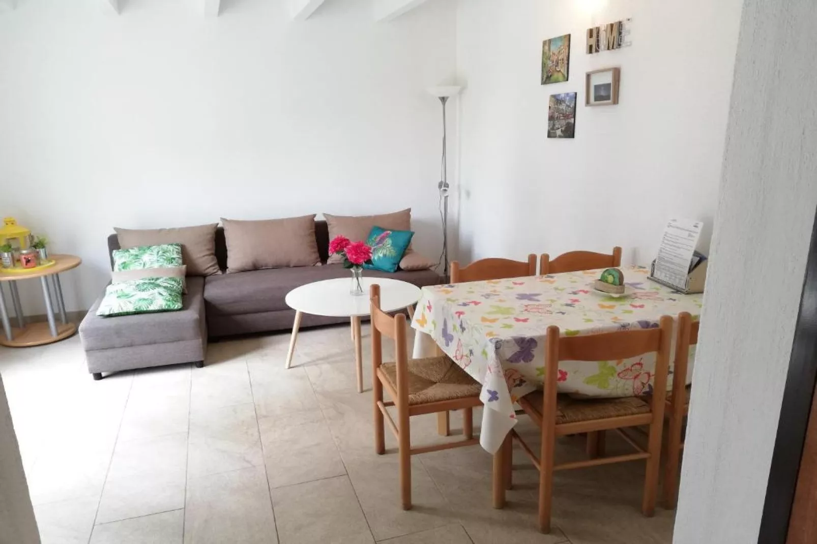 Lumbarda Resort Apartments - Comfort Two-Bedroom Apartment D7-Wohnzimmer