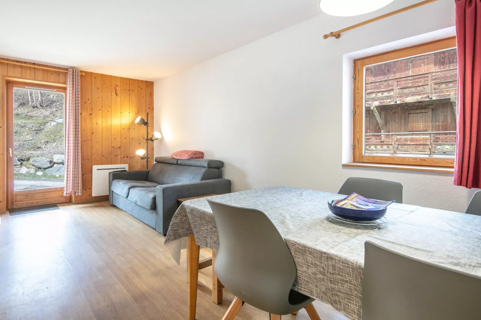 Fermes de ST Sorlin - LE FREZZIA N°03 - 2P6-Esszimmer