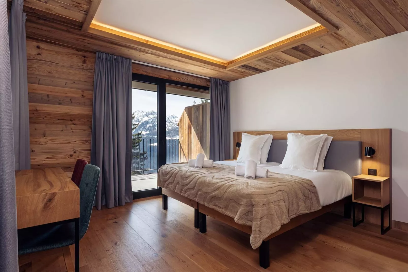 Apartment No 1 4-room duplex  2 cabins-Bedroom
