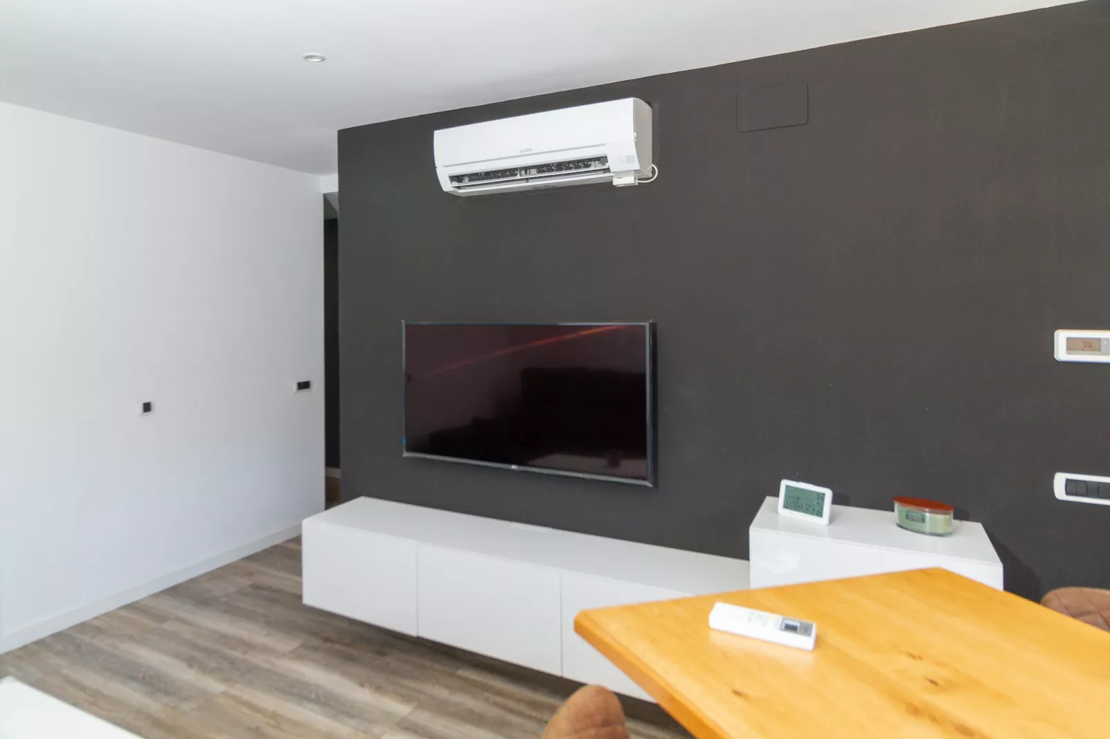 Vivalidays Oscar - Malgrat de Mar-Living room