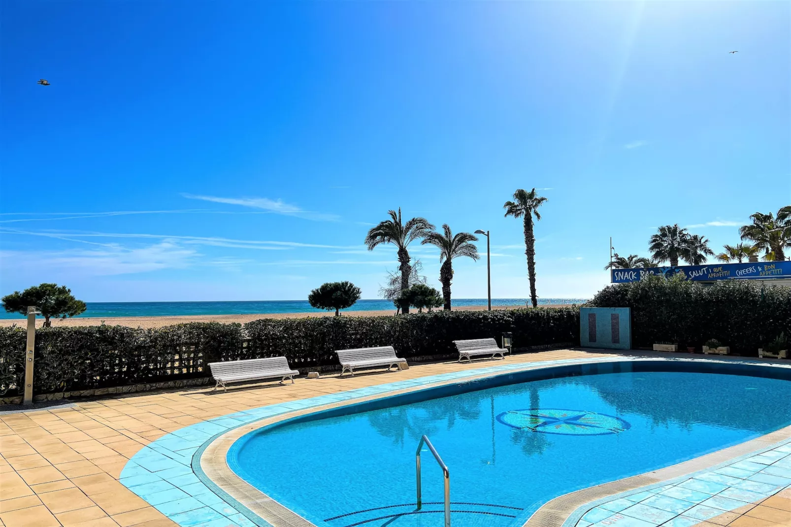 Vivalidays Mar - Santa Susanna-Pool