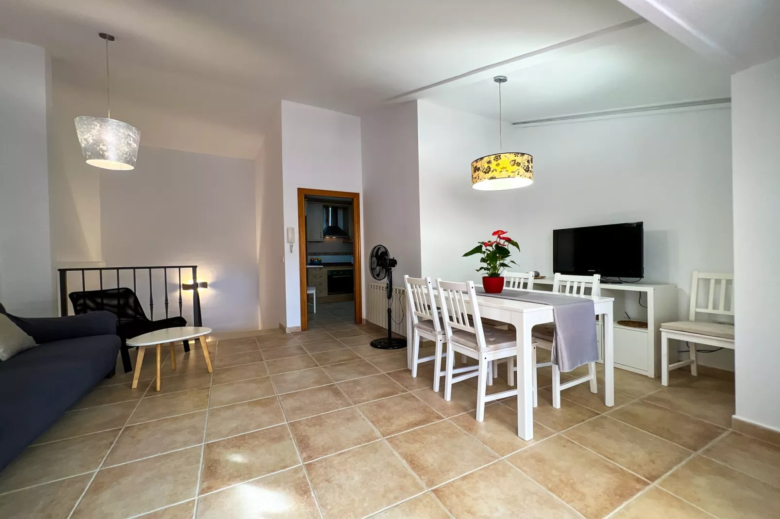Vivalidays Montserrat - Blanes-Dining room