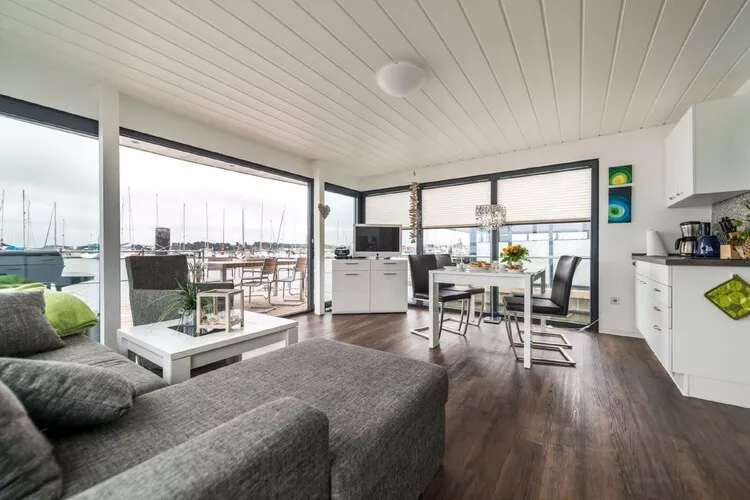 Hausboot Fjordblick / 4 Personen-Salon