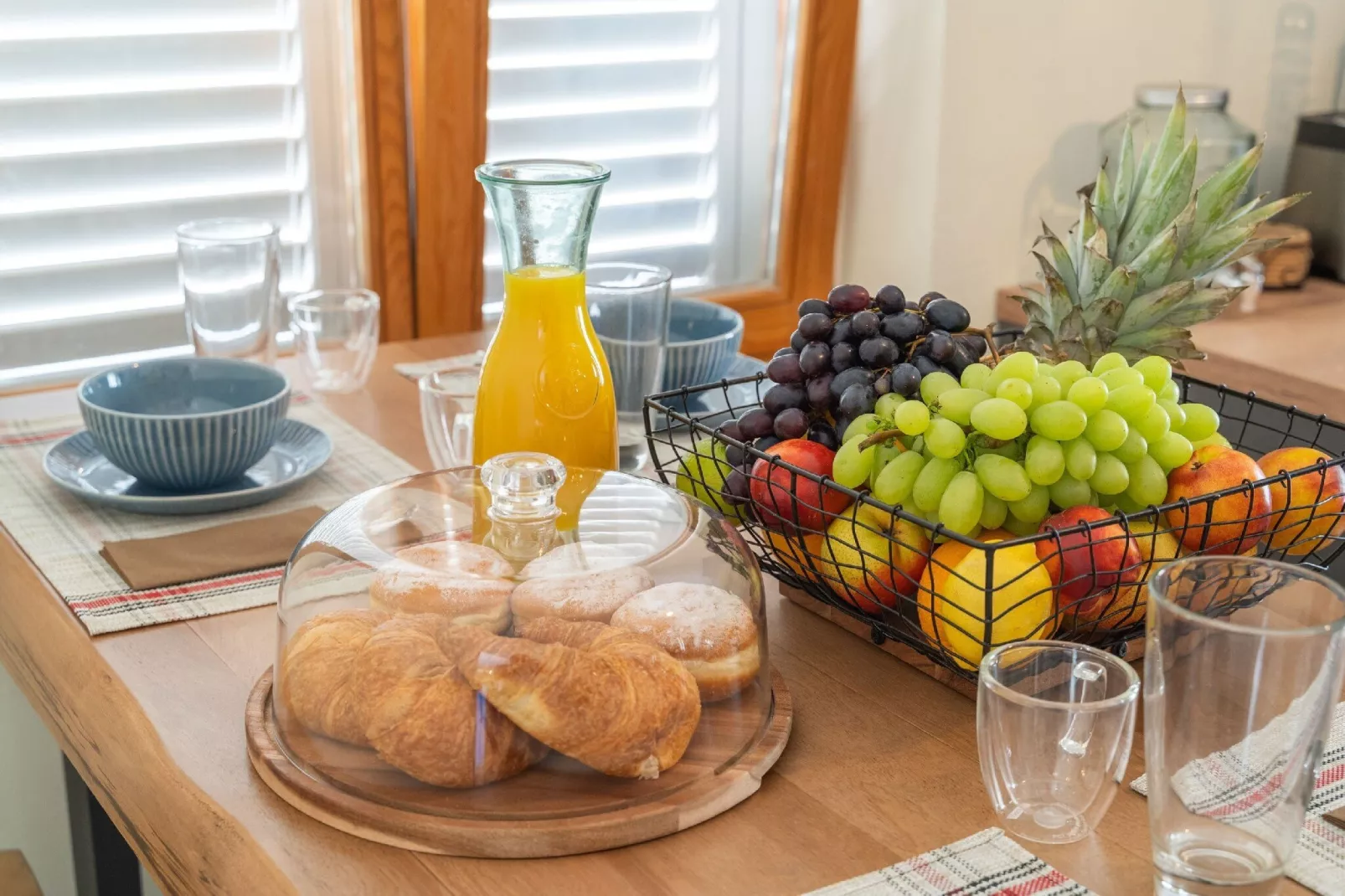 Villa Pero & Jele - Three Bedroom Villa with Terrace-Dining room