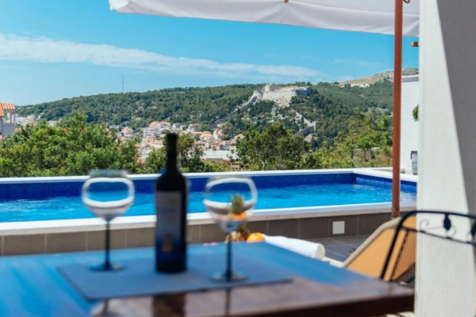 Apartments Trogrlić - Comfort One-Bedroom Apartment with Balcony and Sea View-Piscine