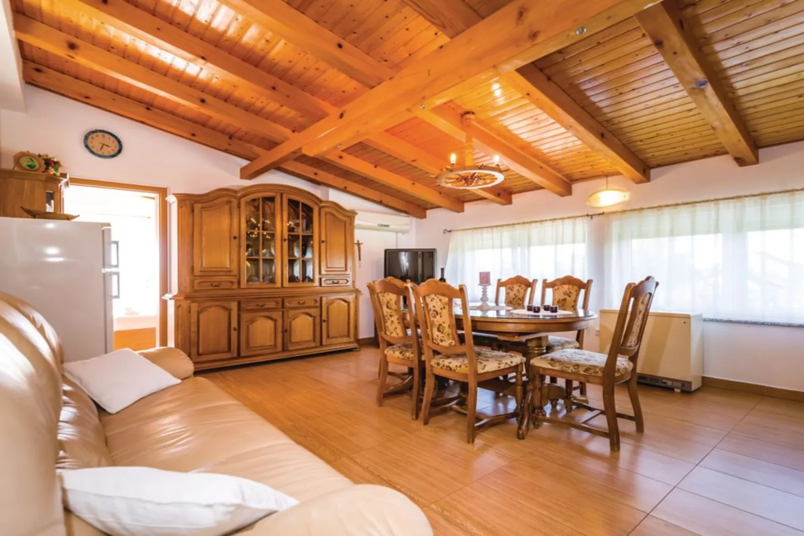 Holiday Home Villa Ksenija - Six Bedroom Holiday Home with Pool-Living room
