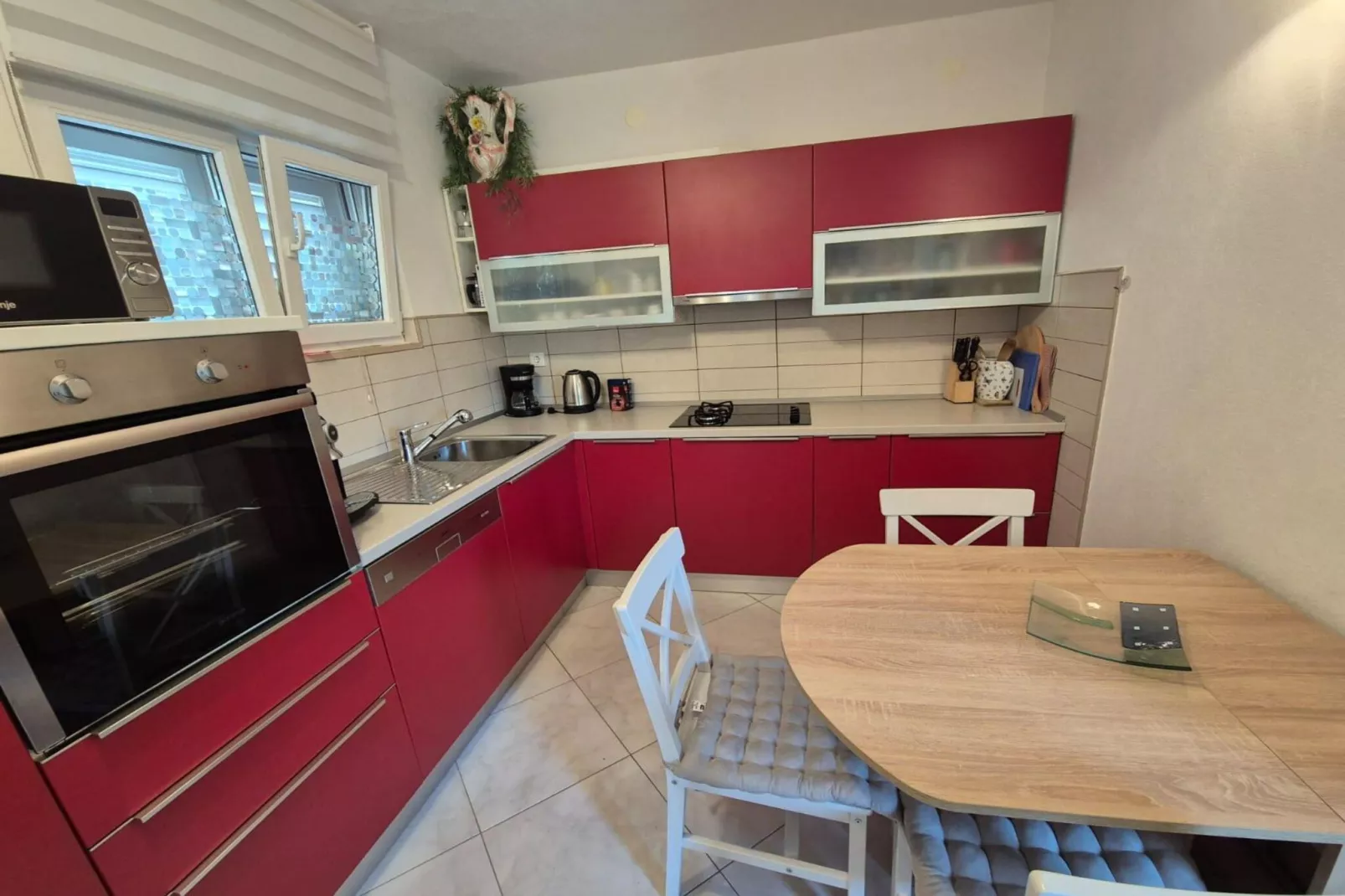 Holiday Home Aurora - Three bedroom Holiday Home-Cuisine