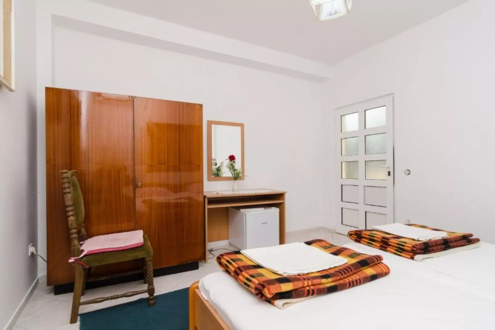 Guest House Sobra 38 - Studio with Balcony and Sea View-Chambre