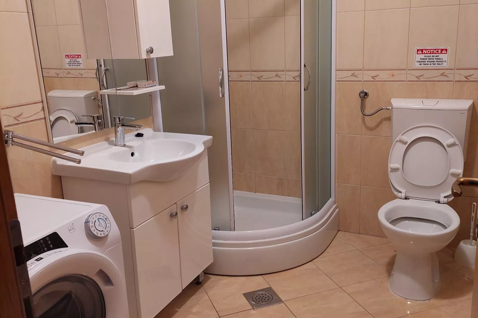 Beach House Žuljana - Two Bedroom Apartment with Terrace 2-Bathroom