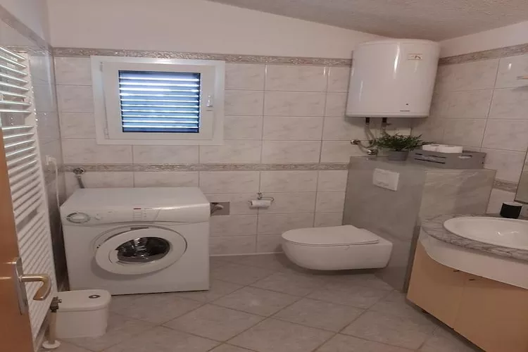 Apartments Marko- Superior Two Bedroom Apartment with Terrace and Sea View (A4+2)-Badezimmer