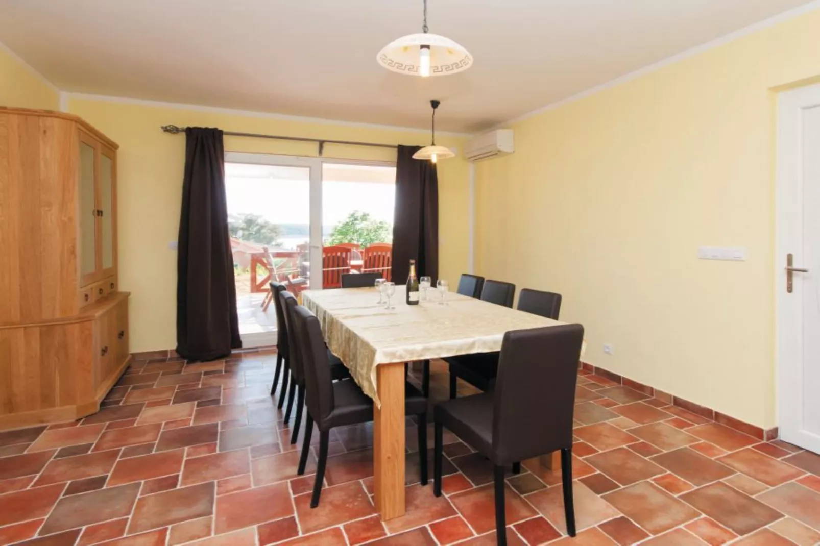 Holiday Home Boni-Dining room