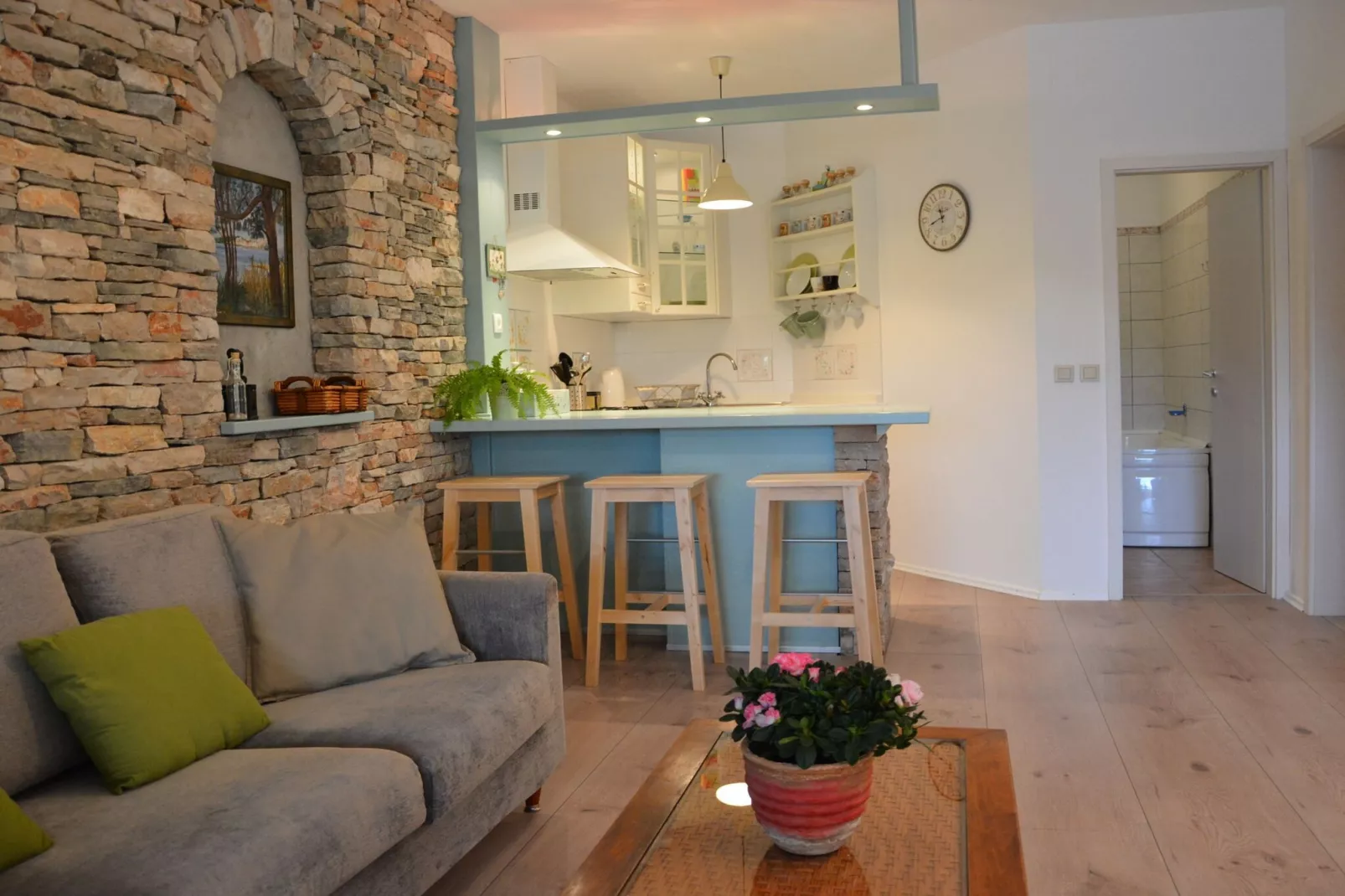 Blissful Bay Apartments Vrboska - Two Bedroom Apartment with Terrace (owner Kadulja)-Living room