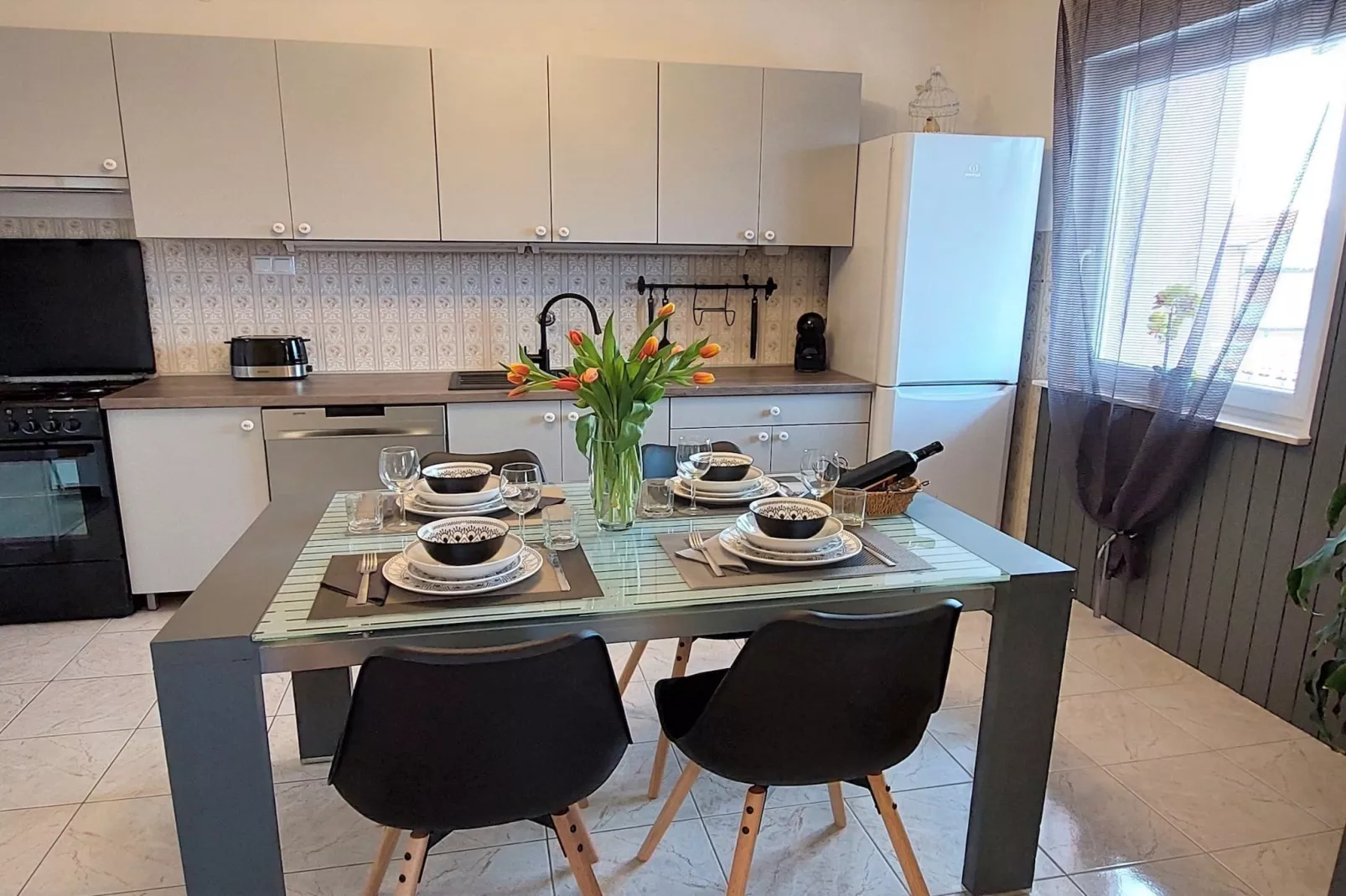 Modern Crikvenica Apartments with Sea View - Two Bedroom Apartment with Balcony-Cuisine