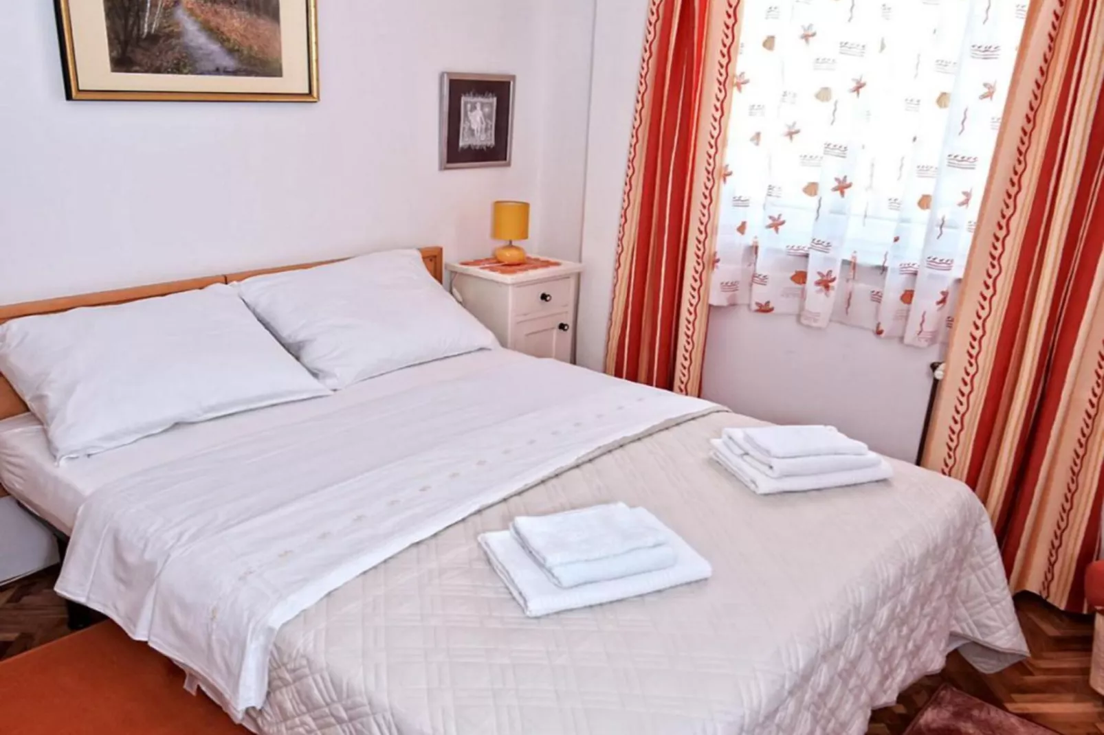 Peaceful and Secluded Krk Apartment with Terrace - One Bedroom Apartment with Terrace