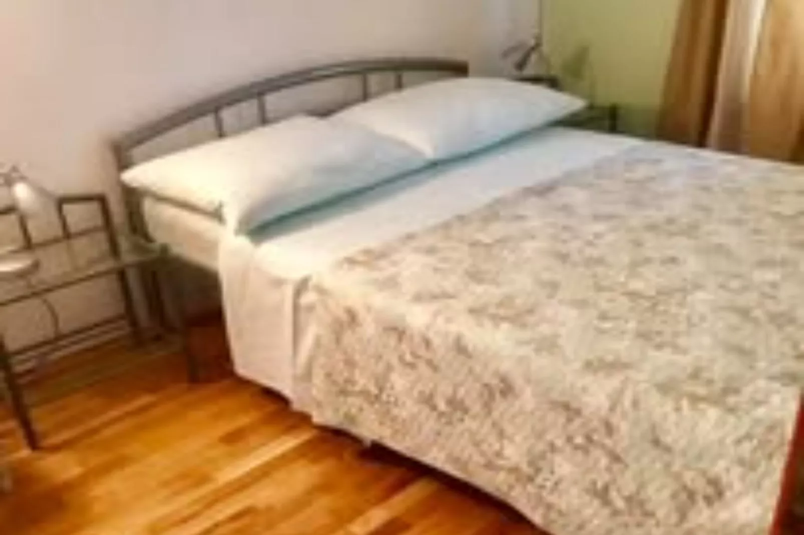 Two Bedroom Apartment With Sea View-Schlafzimmer