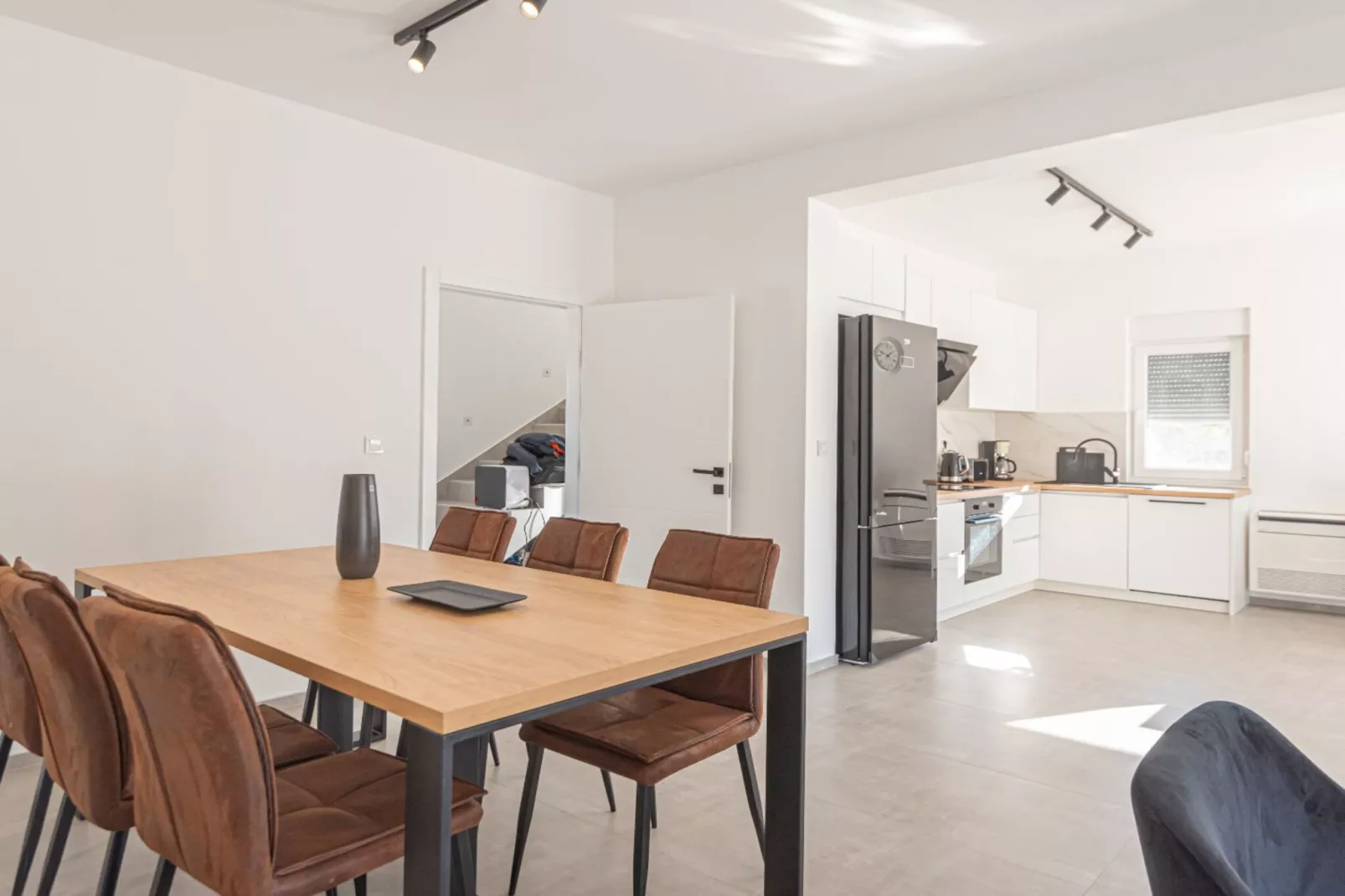 Holiday Home Iva - Three Bedroom  Holiday Home-Esszimmer