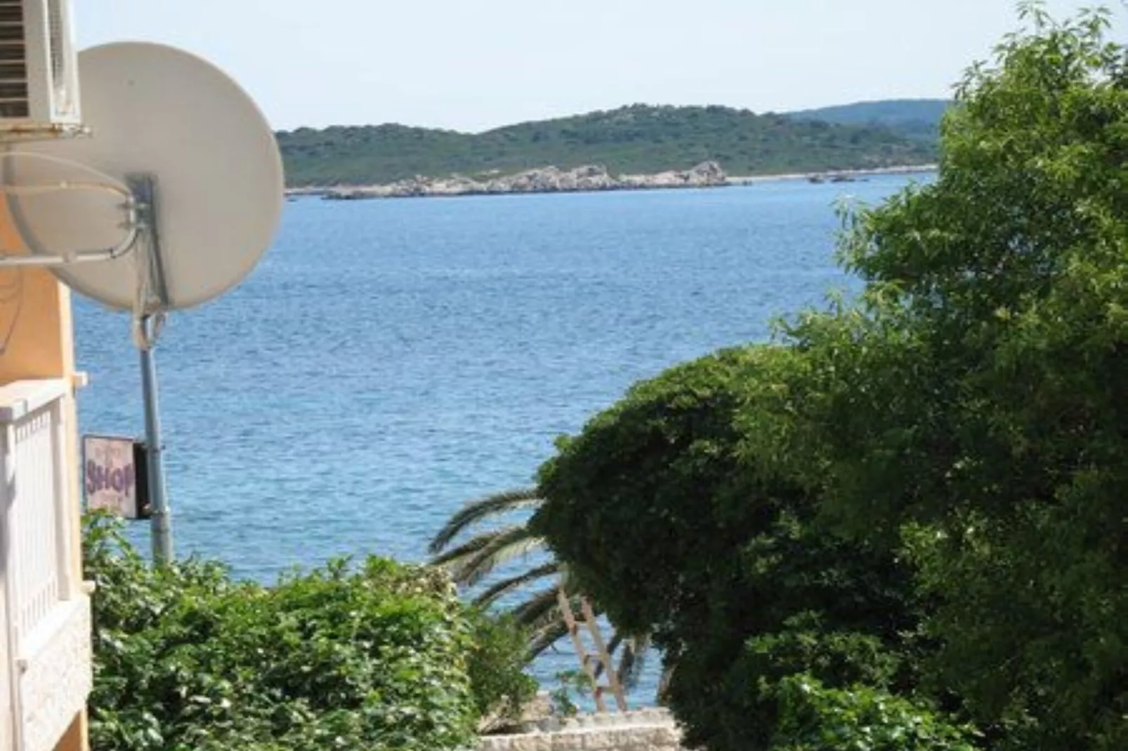 Seafront Apartments Pretner -  Studio Apartment with Terrace-Outdoor