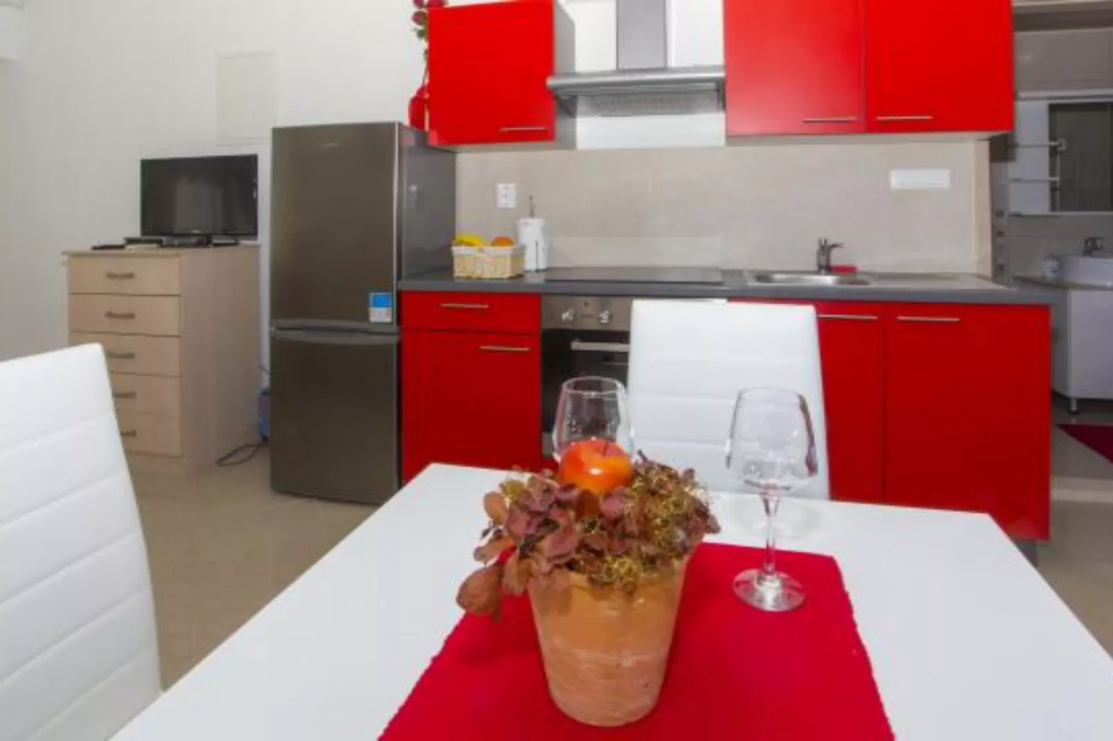 Sea View Apartments Lendic Podgora - Comfort Studio Apartment with  Balcony and Sea View-Küche