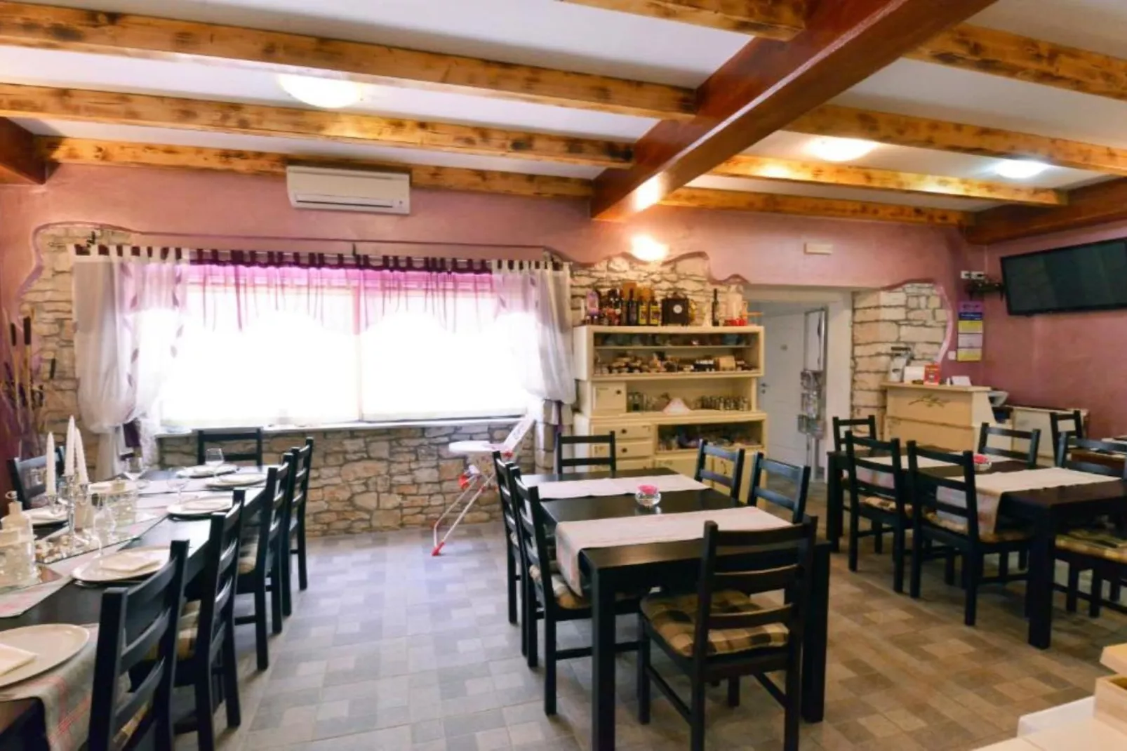 Authentic Istrian Rooms for Unforgettable Stays - Doube Room-Installations