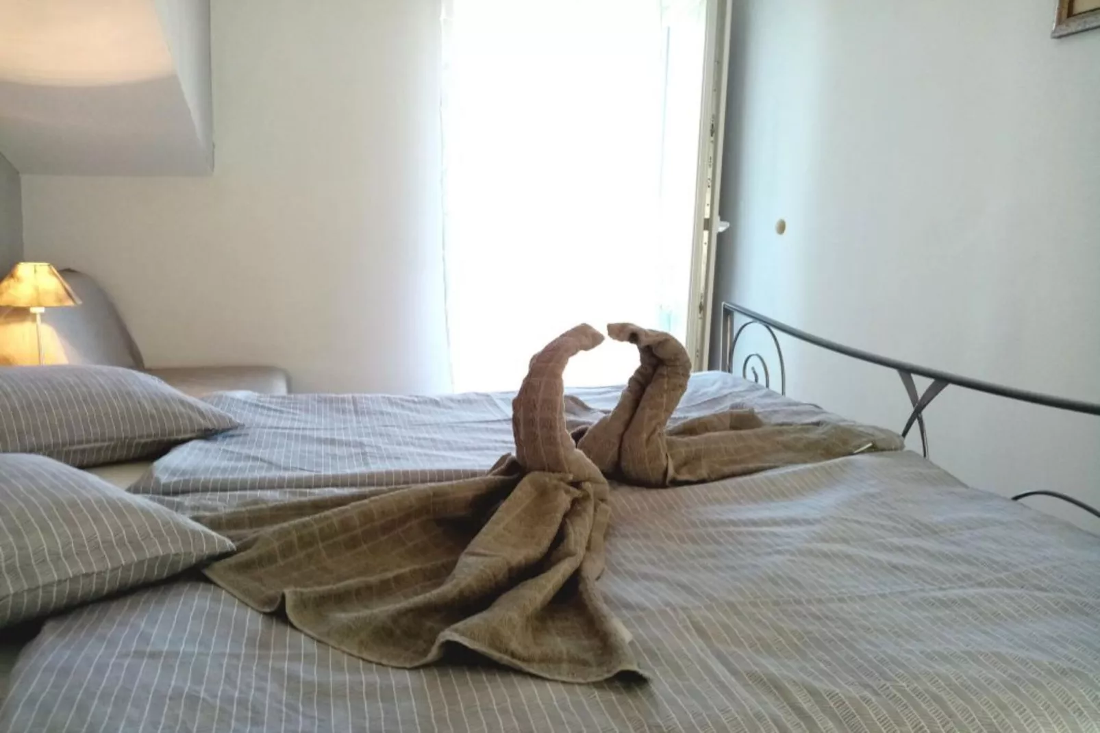 Apartments Silva - Two Bedroom Apartment with Balcony and Sea View-Schlafzimmer