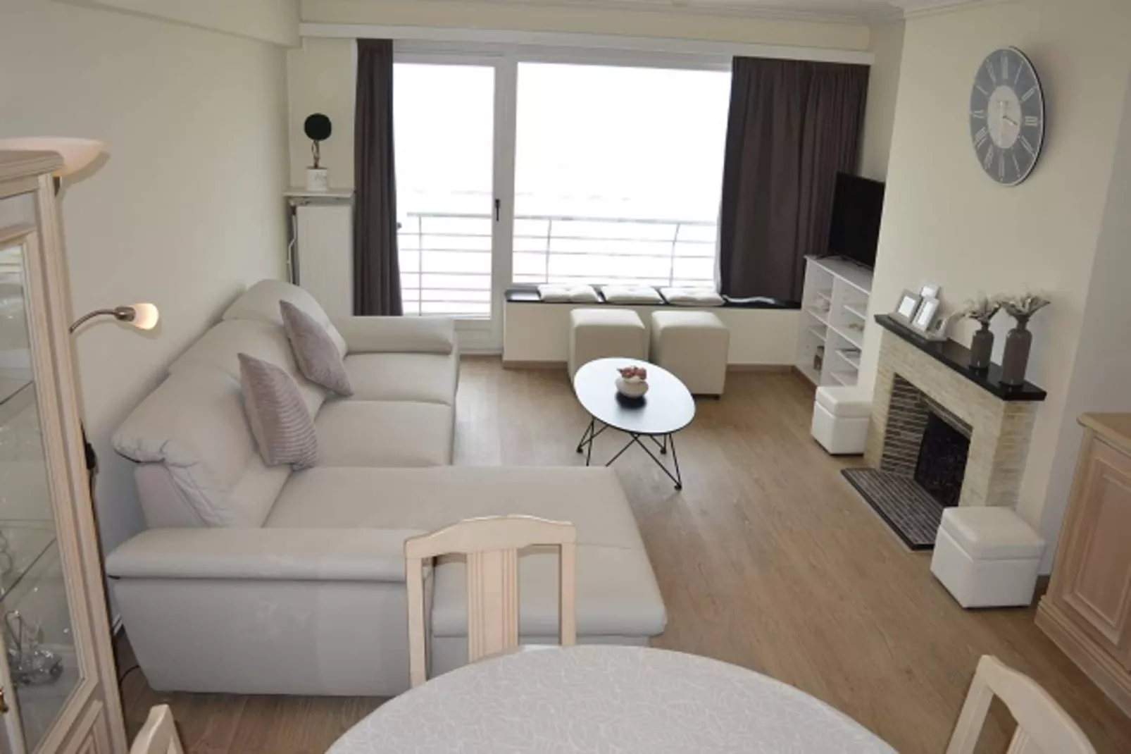 EXCELSIOR 57H-Living room