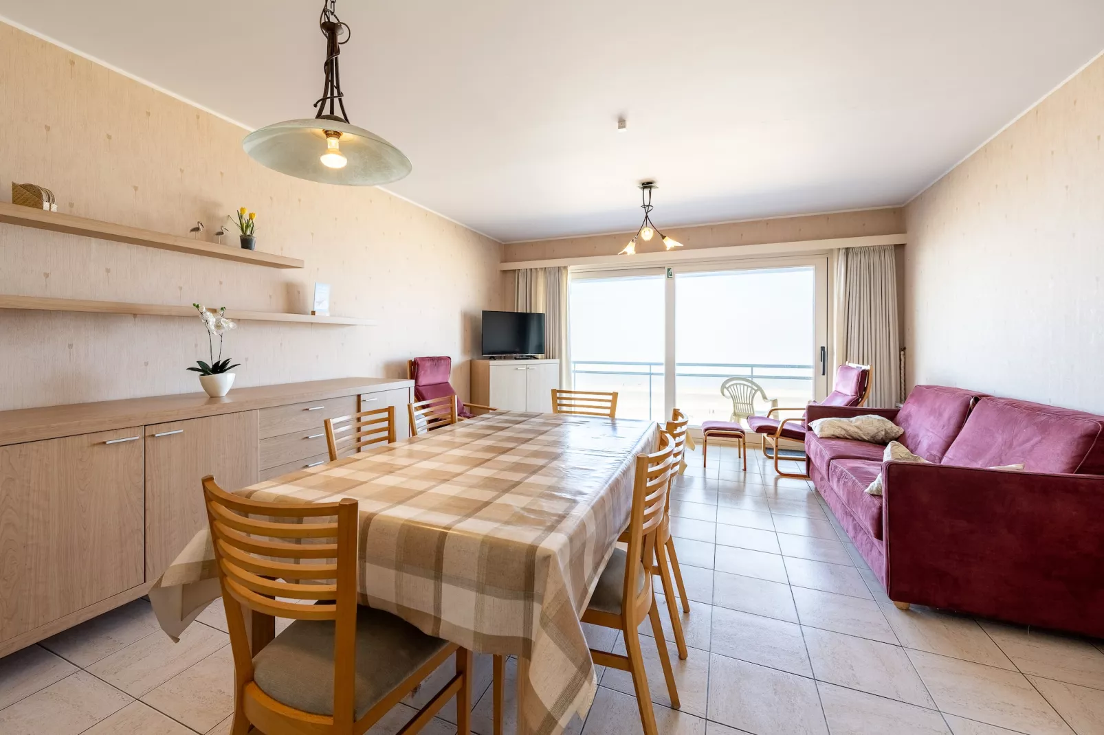 LECOMTE 5A-Dining room