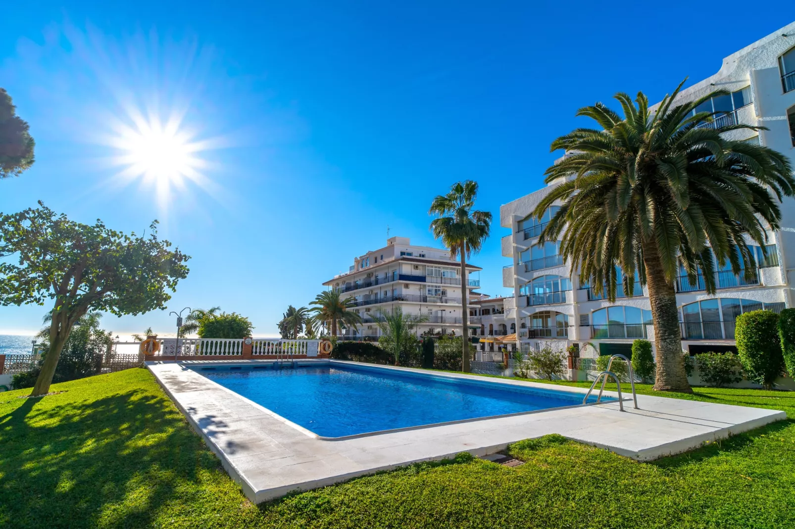 Carabeo 36 Studio by Casasol-Swimming pool