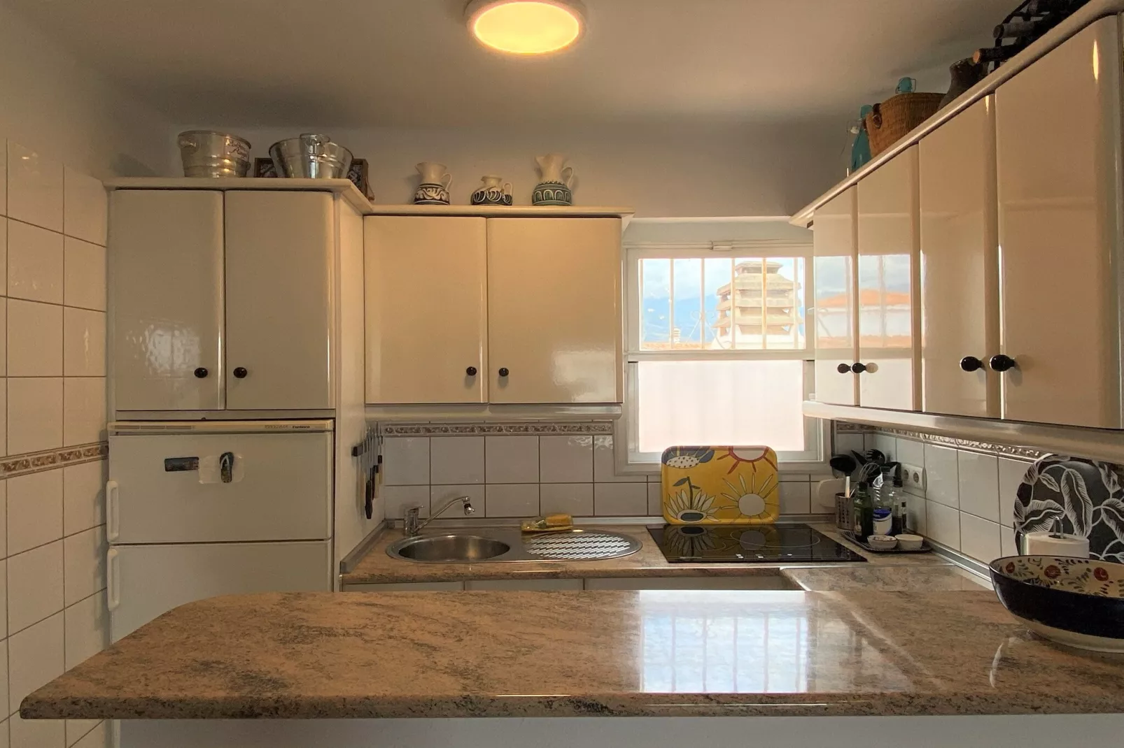 Penthouse Seaview Centro by Casasol-Cuisine