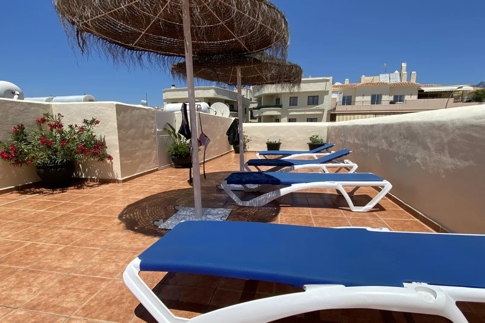 Medina Torrecilla Beach by Casasol-Schwimmbad