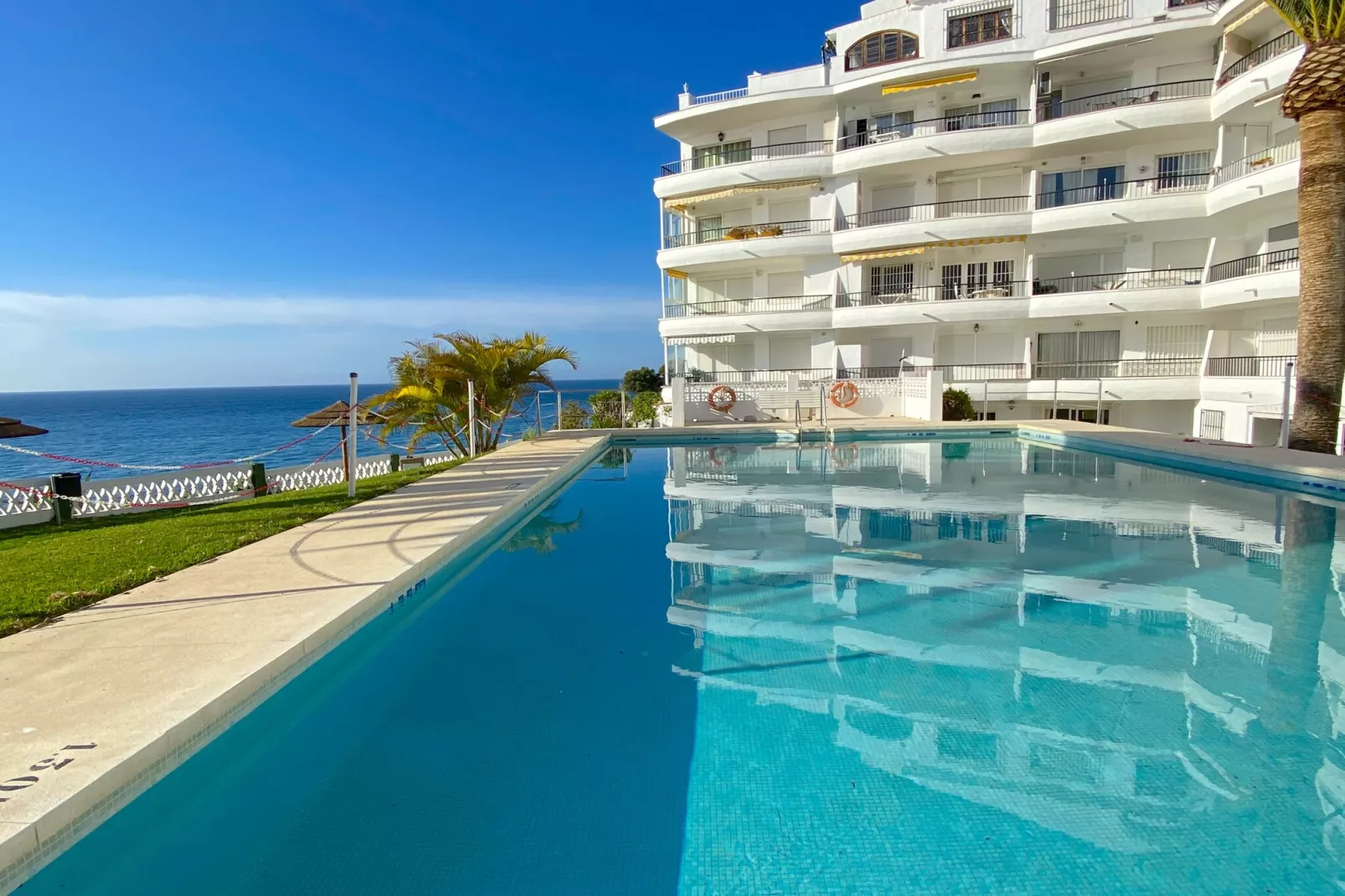 Acapulco Playa 301 by Casasol-Swimming pool