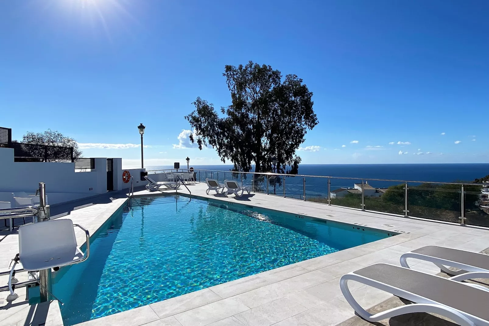 Penthouse Balcon del Mar Deluxe 3 by Casasol-Piscine