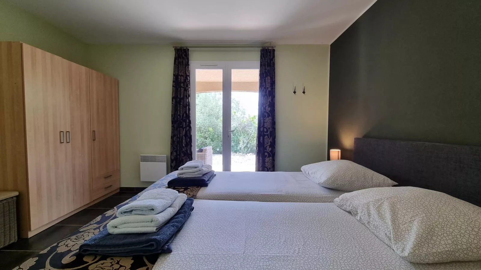 Le Jardin des Olives-Schlafzimmer