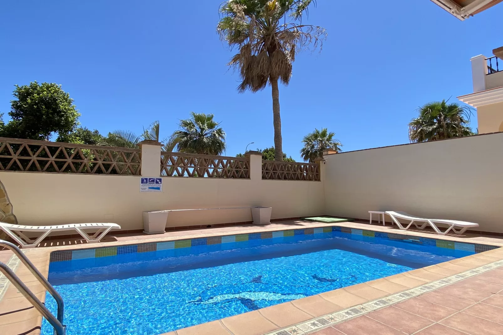 Villa Madrid Private Pool by Casasol-Swimming pool