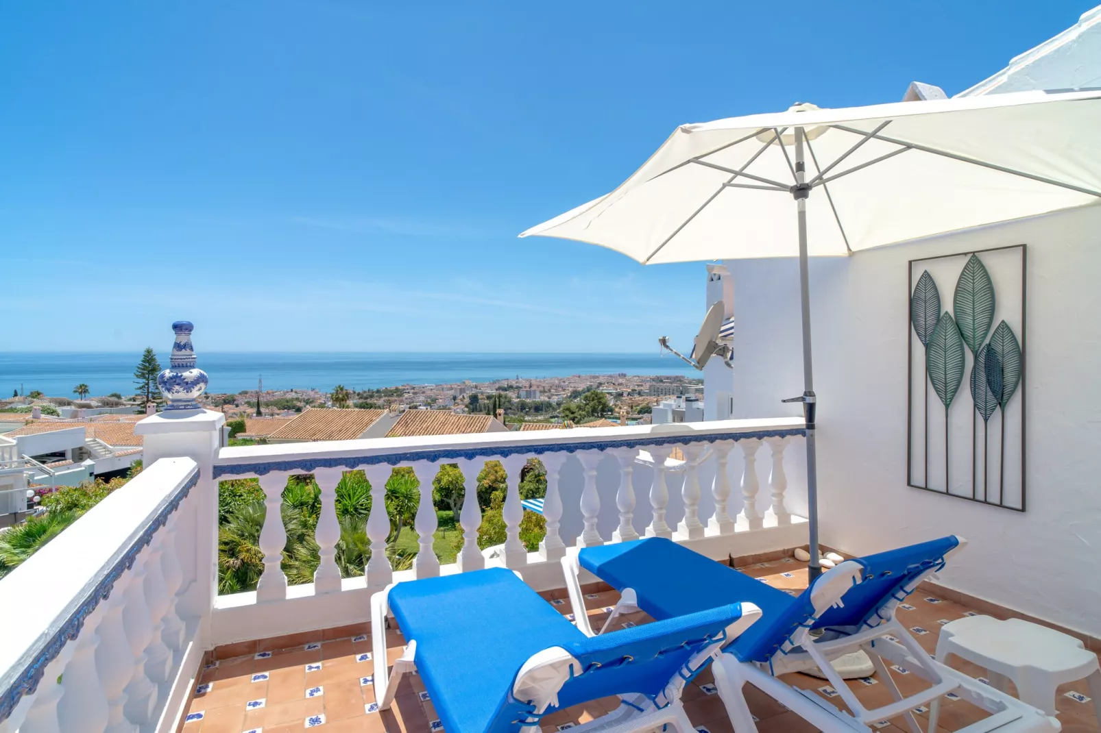 Los Aguacates Bellavista by Casasol-Terrace