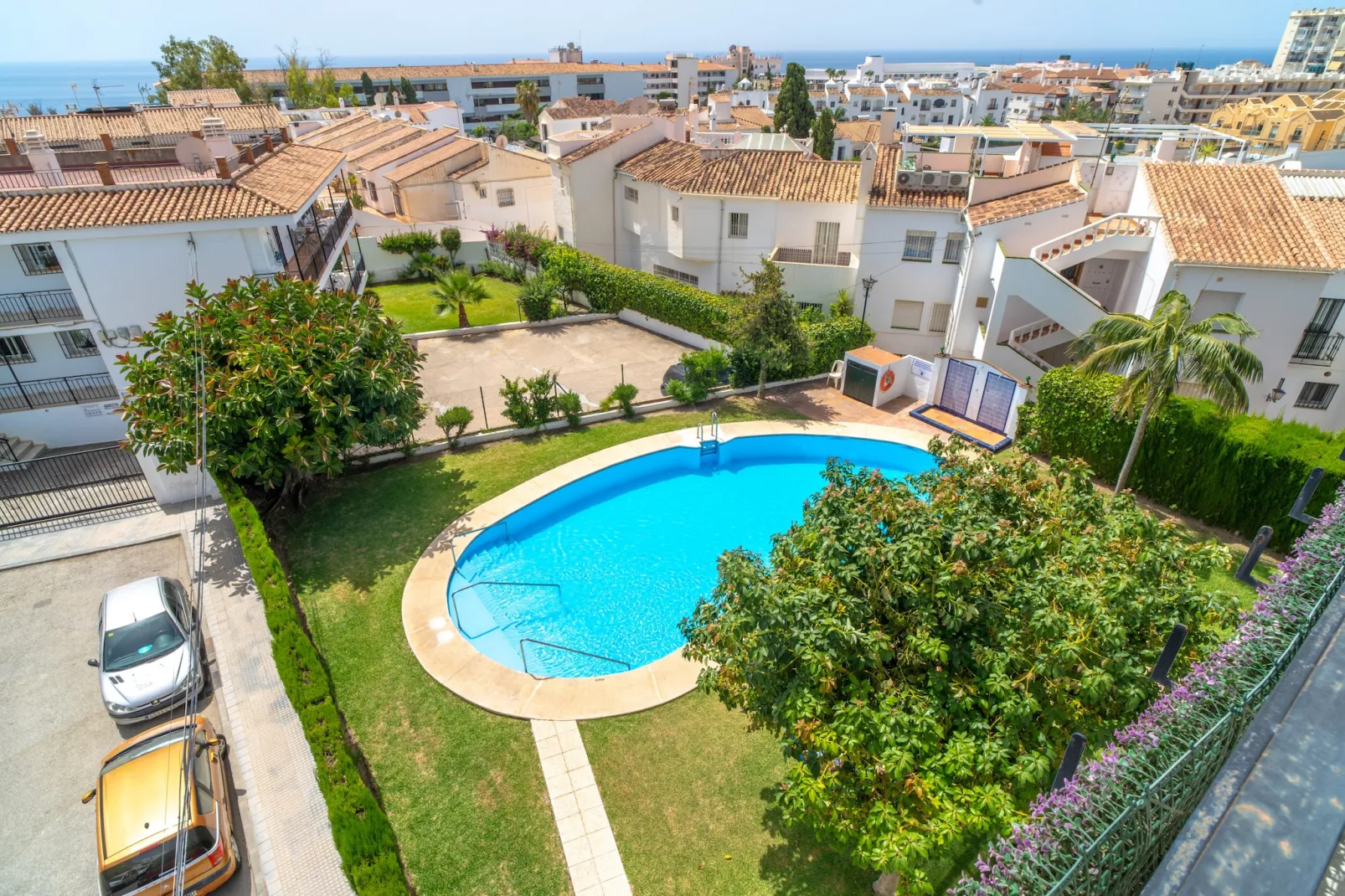 Perdigon 325 Paradise by Casasol-View in summer