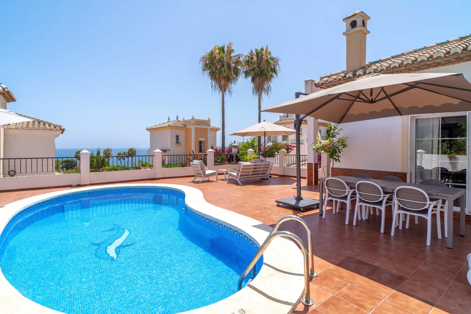 Villa Tamango Hill Vistamar by Casasol-Schwimmbad