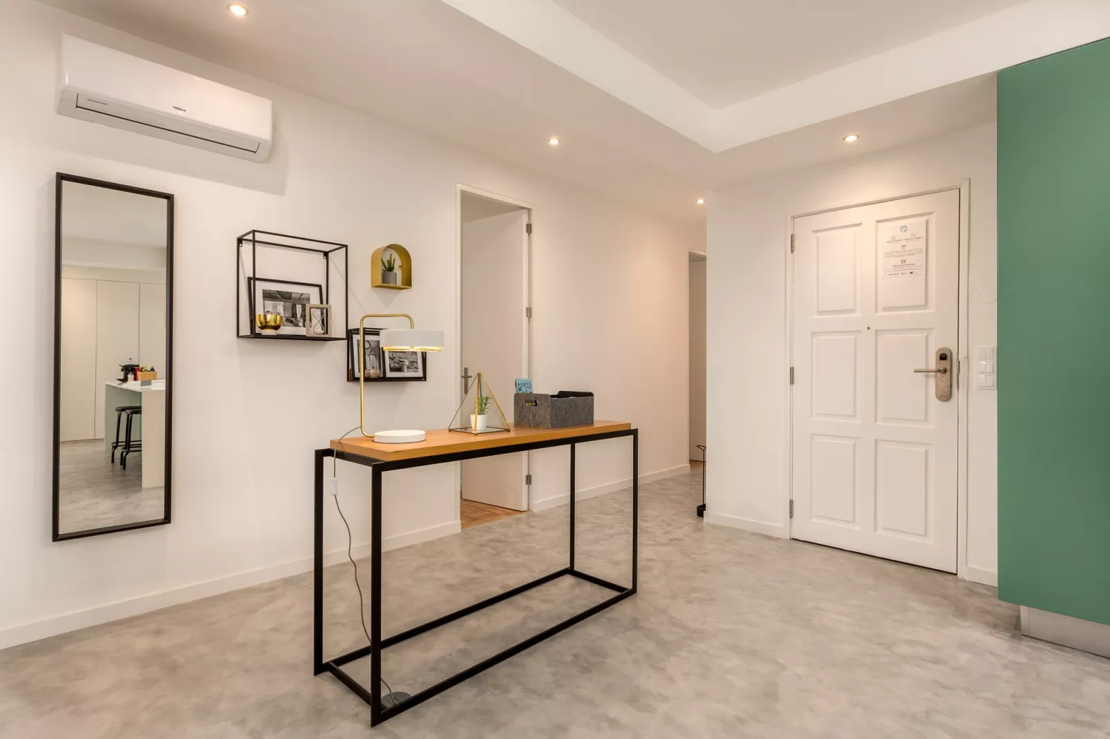 Feel Porto Pinot Townhouse-Empfangshalle
