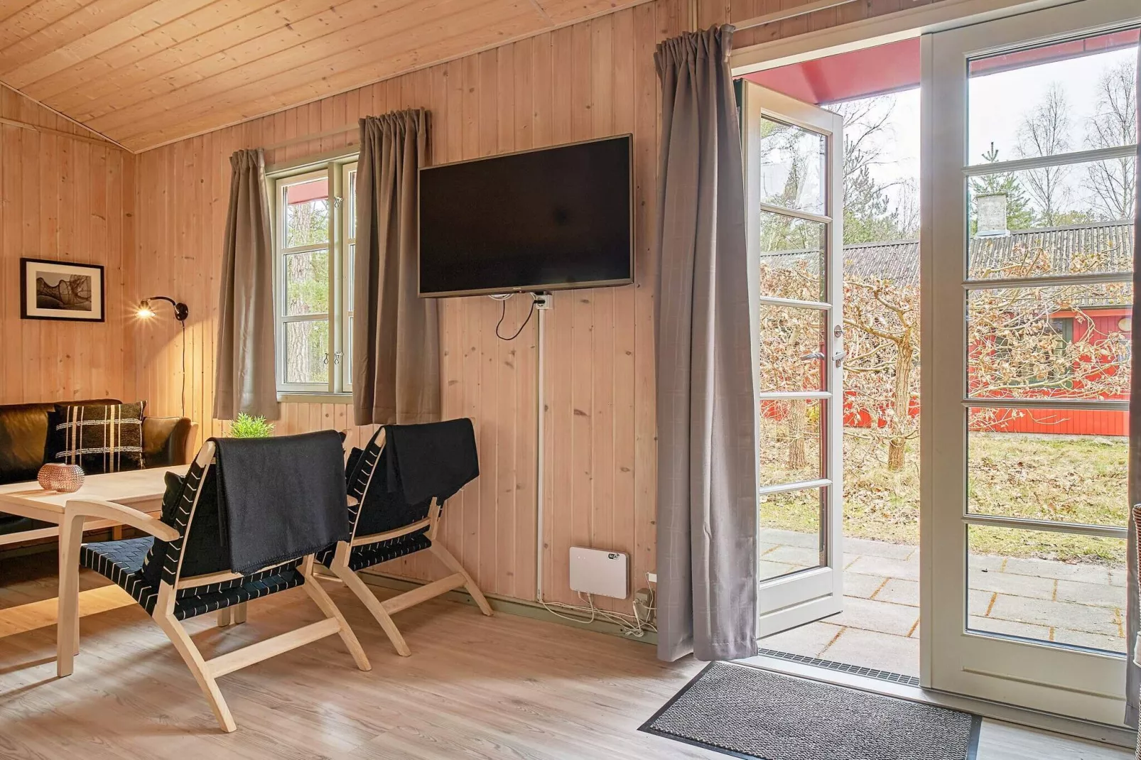 DUEODDE FERIEBY-Indoor