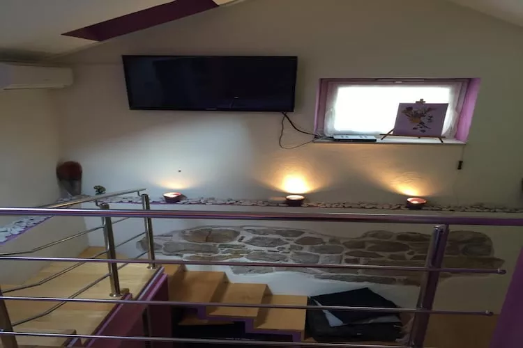Apartments Elena (ST) - Duplex Studio Apartment (Purple)-Indoor