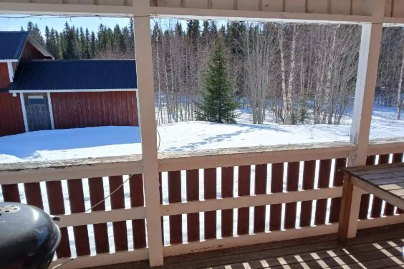 Gemütliche Hütte am See Gardsjon Lidsjoberg - Im Freien