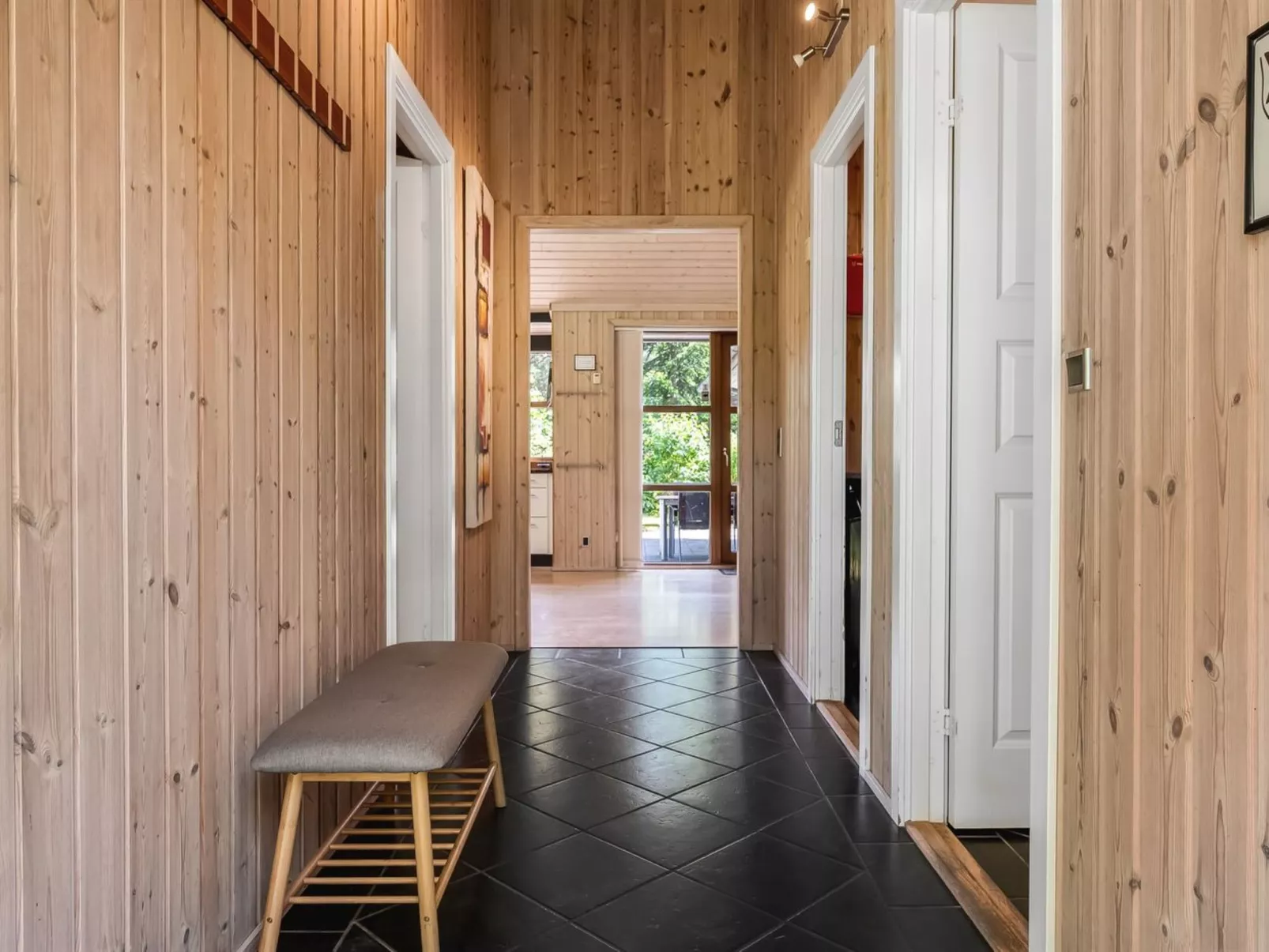 "Rosaline" - 500m from the sea-Inside