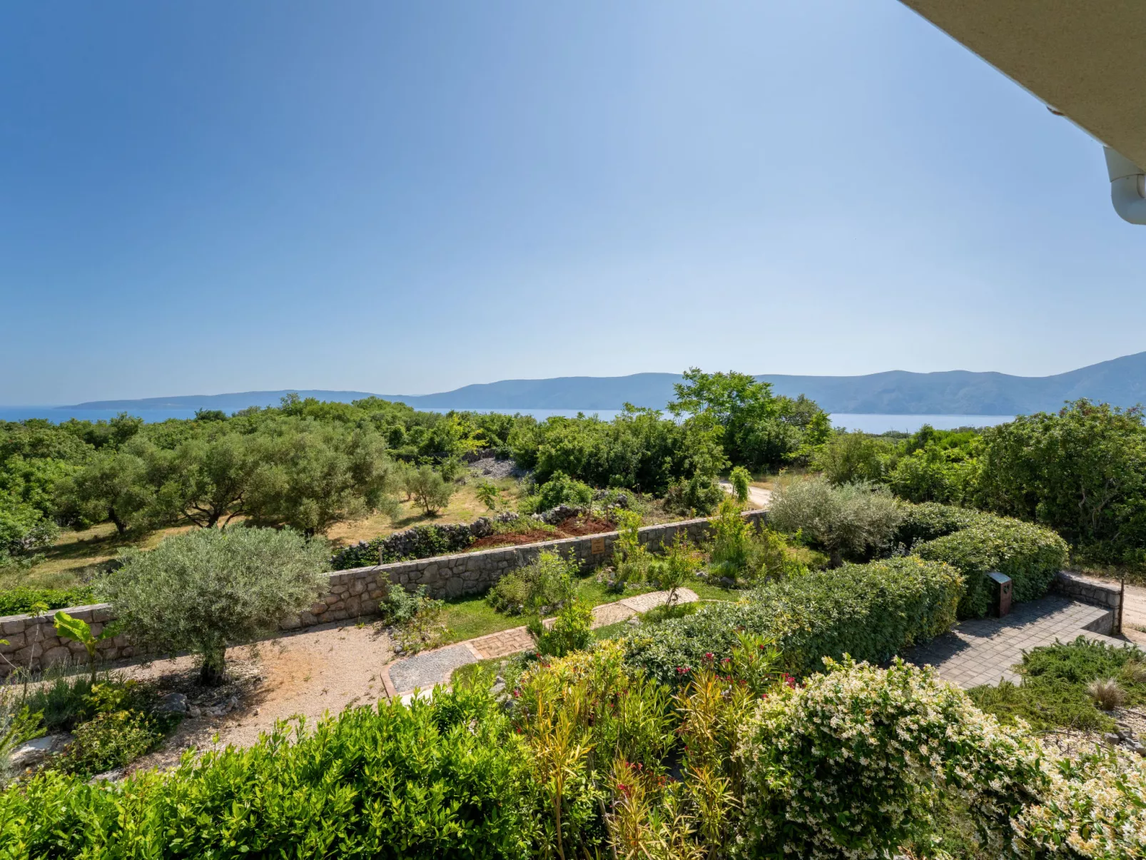 Wabi Sabi Resort 1-Dehors