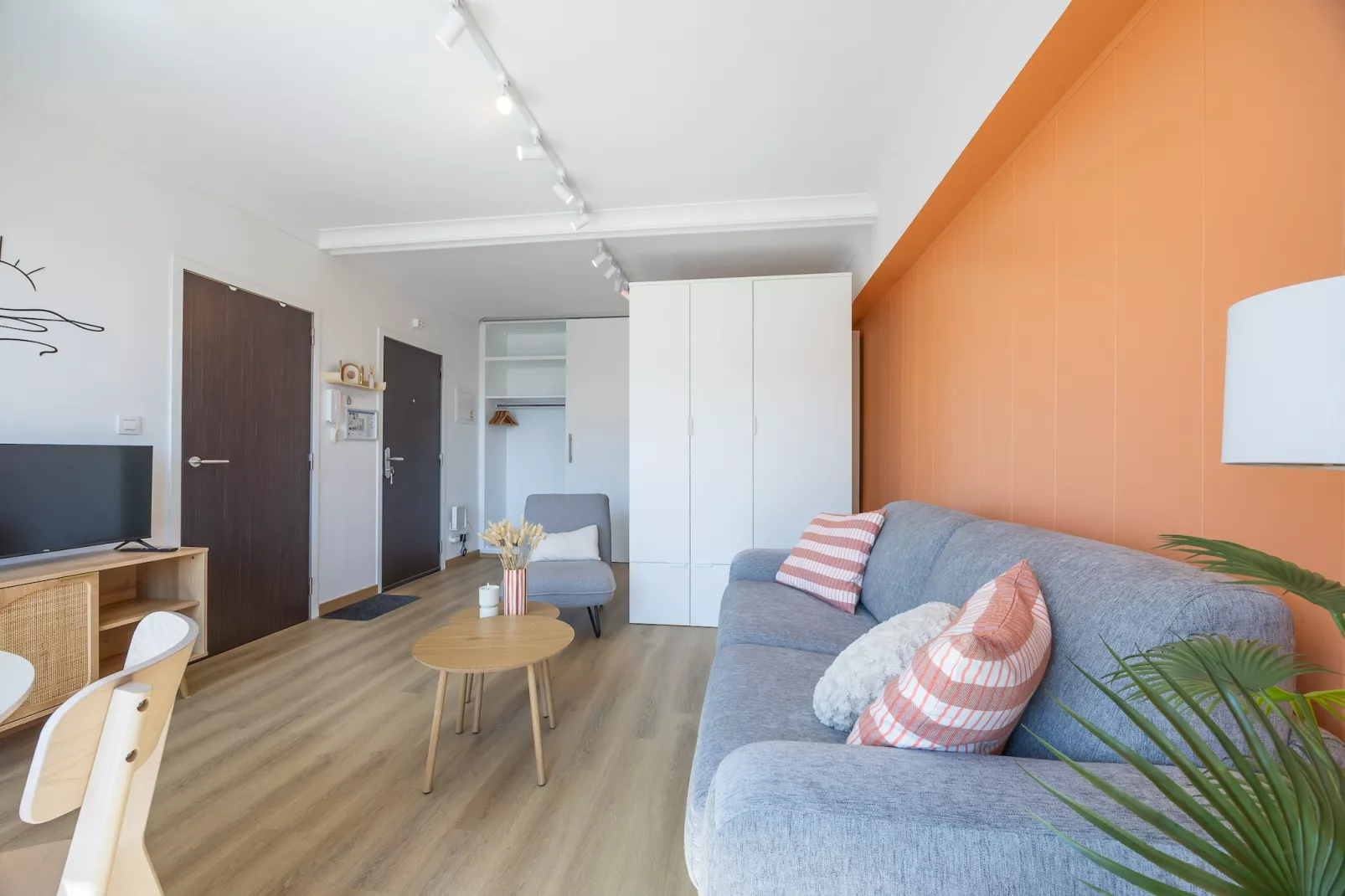 Carla 0801B-Wohnzimmer