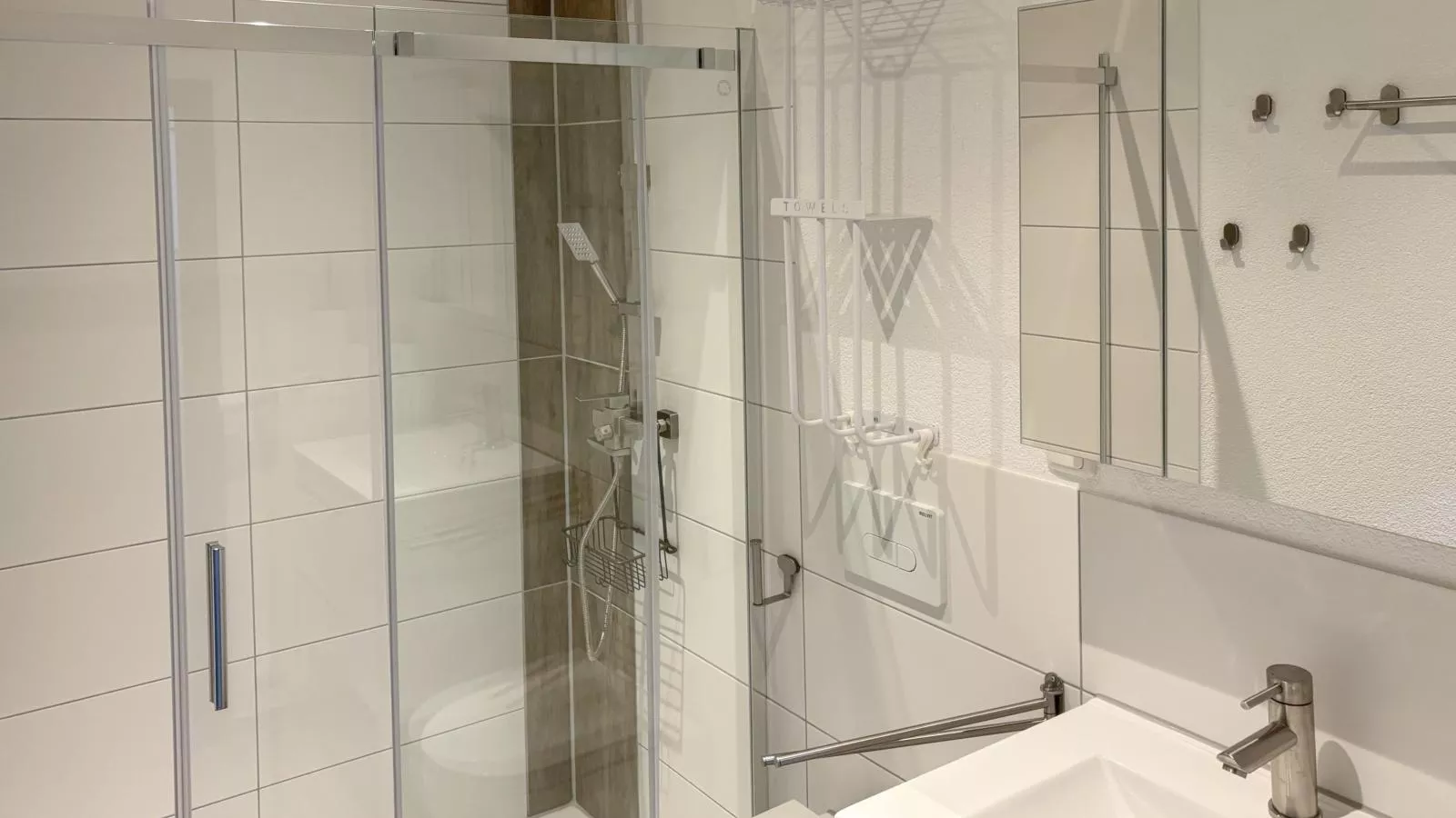 Zur Teufelsmauer-Bathroom
