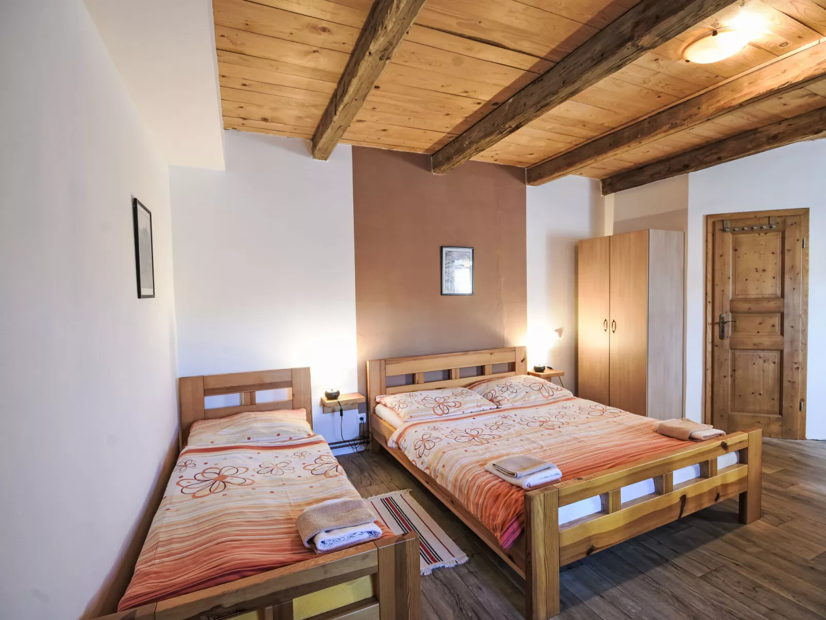 Comfort in Farmhouse-Inside