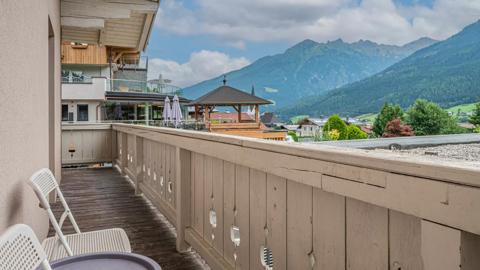 Haus Enn-Terrasse/Balkon